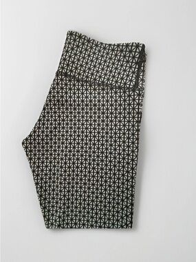Low Rise Lululemon Size 6 Yoga Pants Leggings Rare Pattern Full Length Y2K